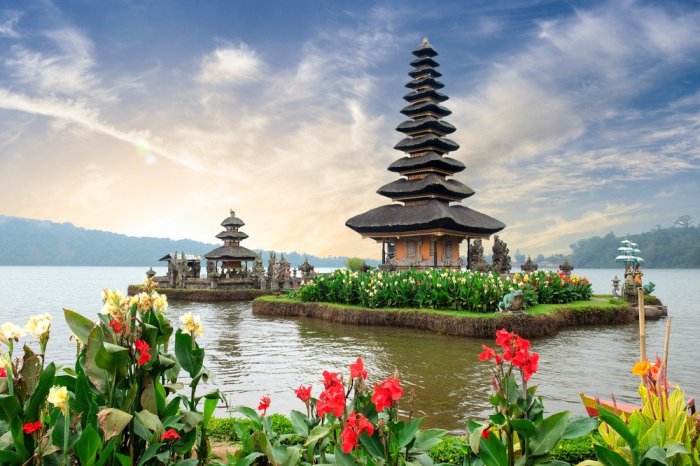 100 tempat wisata di indonesia