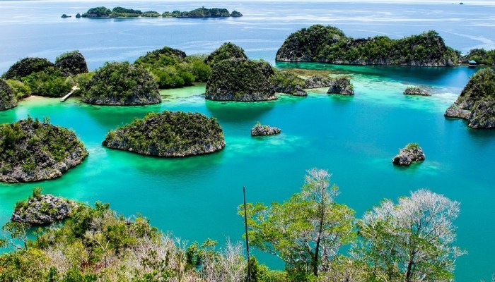 100 tempat wisata di indonesia